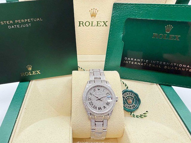 Rolex datejust 31 | 278240 | full "iced" out with natural diamonds | roman dial - afbeelding 3 van  12