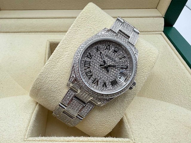 Rolex datejust 31 | 278240 | full "iced" out with natural diamonds | roman dial - afbeelding 6 van  12