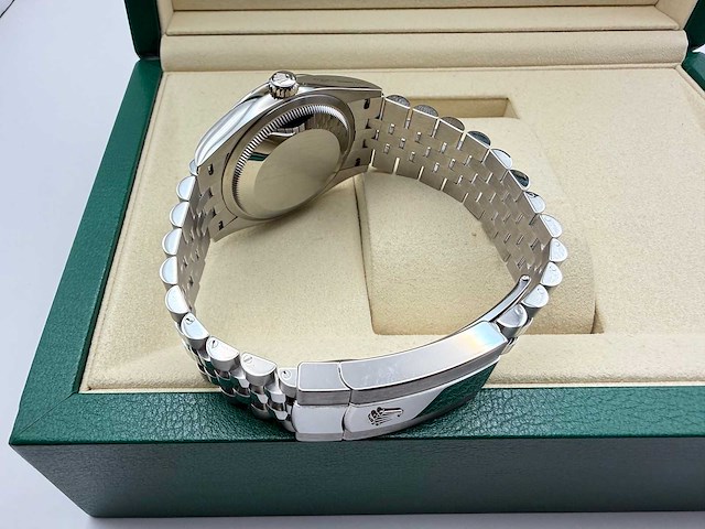 Rolex datejust 36 126200 | black dial | jubilee | 2026 | unworn - afbeelding 2 van  12