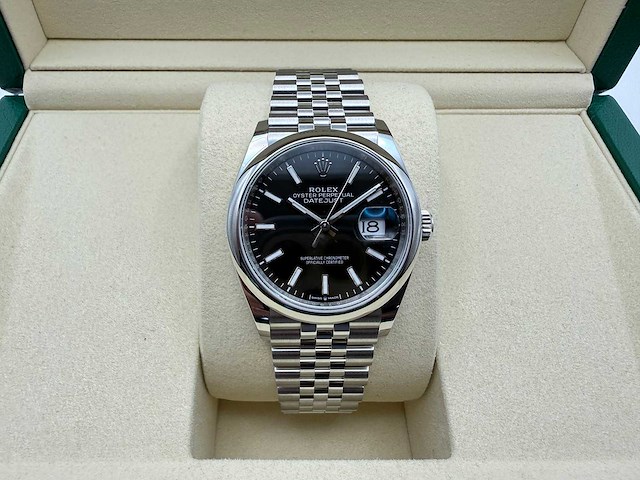 Rolex datejust 36 126200 | black dial | jubilee | 2026 | unworn - afbeelding 1 van  12