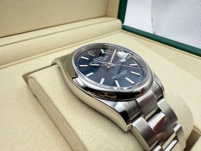 Rolex datejust 36 126200 | blue dial | oyster | unworn | 2026 - afbeelding 10 van  12