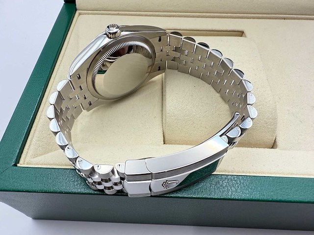 Rolex datejust 36 126200 | blue | jubilee | unworn | 2026 - afbeelding 2 van  12