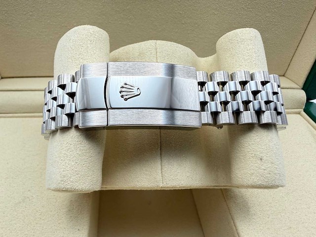 Rolex datejust 36 126200 | blue roman dial | jubilee | unworn | 2026 - afbeelding 5 van  6