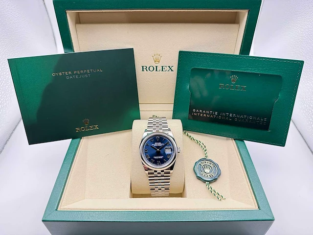 Rolex datejust 36 126200 | blue roman dial | jubilee | unworn | 2026 - afbeelding 4 van  12