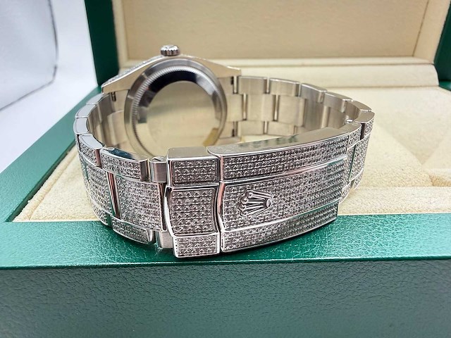Rolex datejust 36 126200 | full "iced" out with natural diamonds - afbeelding 9 van  12