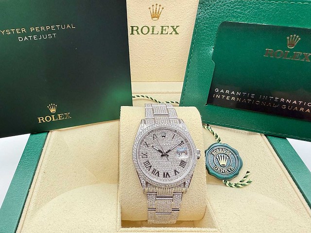 Rolex datejust 36 126200 | full "iced" out with natural diamonds - afbeelding 1 van  2