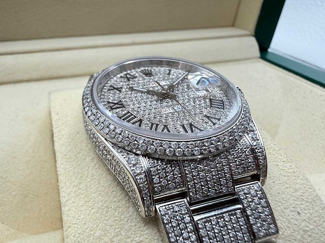 Rolex datejust 36 126200 | full "iced" out with natural diamonds - afbeelding 10 van  12