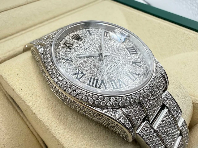 Rolex datejust 36 126200 | full "iced" out with natural diamonds - afbeelding 11 van  12