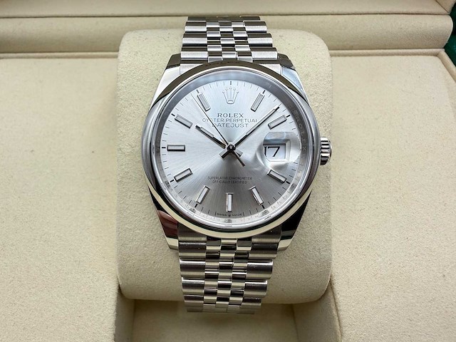 Rolex datejust 36 126200 | silver dial | 2025 | full set - afbeelding 5 van  12
