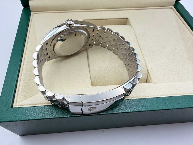 Rolex datejust 36 126200 | silver dial | 2025 | full set - afbeelding 2 van  12