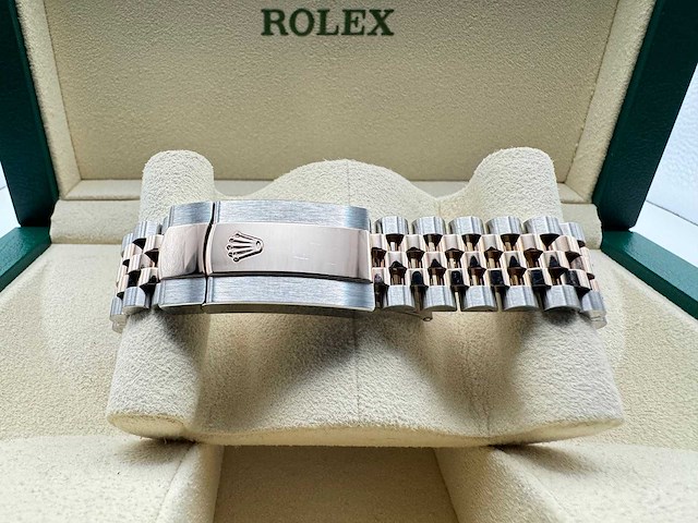 Rolex datejust 36 | 126231 | chocolate dial | 2025 - afbeelding 9 van  12