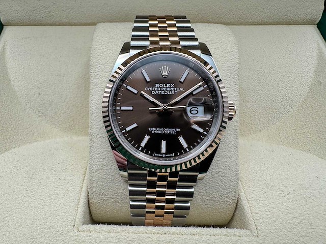 Rolex datejust 36 | 126231 | chocolate dial | 2026 | unworn - afbeelding 8 van  12
