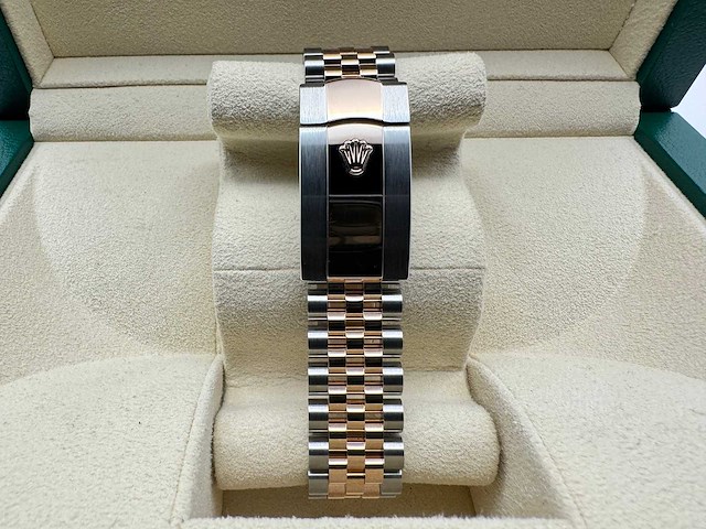 Rolex datejust 36 | 126231 | chocolate dial | 2026 | unworn - afbeelding 8 van  12