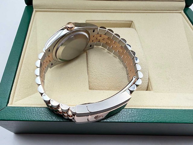 Rolex datejust 36 126231 | green roman dial | jubilee | 2026 | unworn - afbeelding 2 van  12