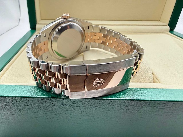 Rolex datejust 36 126231 | green roman dial | jubilee | 2026 | unworn - afbeelding 12 van  12