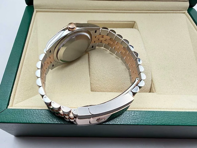 Rolex datejust 36 126231 | green roman dial | jubilee | 2026 | unworn - afbeelding 2 van  12