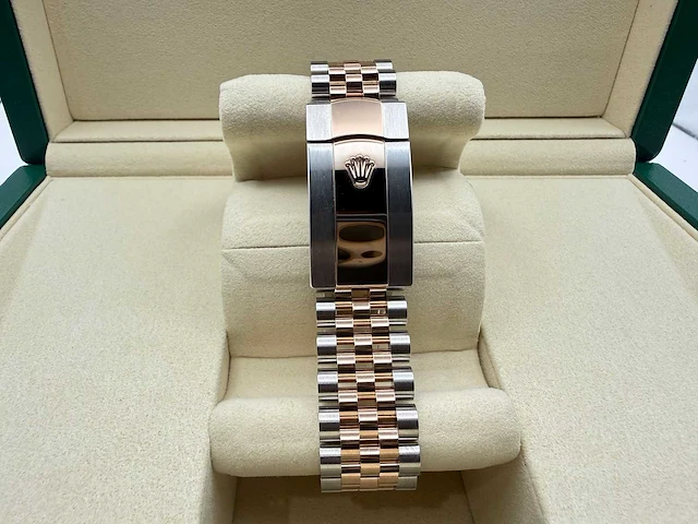 Rolex datejust 36 126231 | rhodium diamonds on 6&9 | jubilee | 2026 - afbeelding 8 van  12