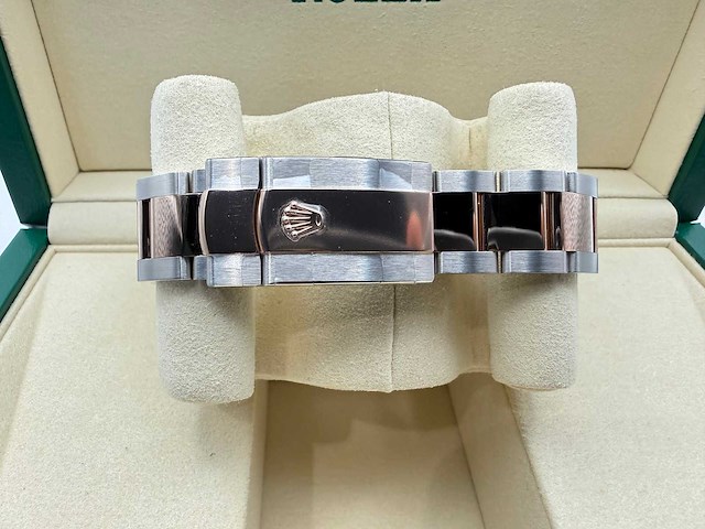 Rolex datejust 36 126231 | rhodium with diamonds on 6&9 | oyster | 2026 | unworn - afbeelding 11 van  12