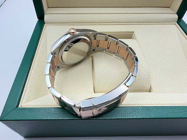 Rolex datejust 36 126231 | rhodium with diamonds on 6&9 | oyster | 2026 | unworn - afbeelding 2 van  12