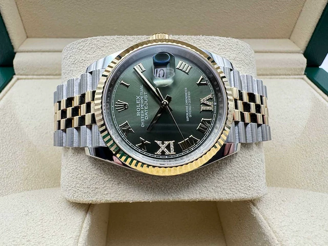 Rolex datejust 36 126233 | green roman with diamonds on 6&9 | jubilee | unworn | 2026 - afbeelding 7 van  12