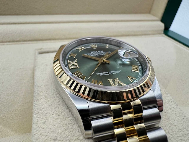 Rolex datejust 36 126233 | green roman with diamonds on 6&9 | jubilee | unworn | 2026 - afbeelding 10 van  12