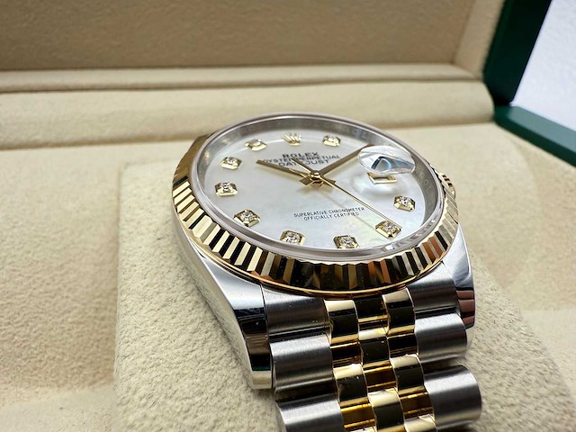 Rolex datejust 36 | 126233 | mother of pearl | unworn | 2025 - afbeelding 12 van  12