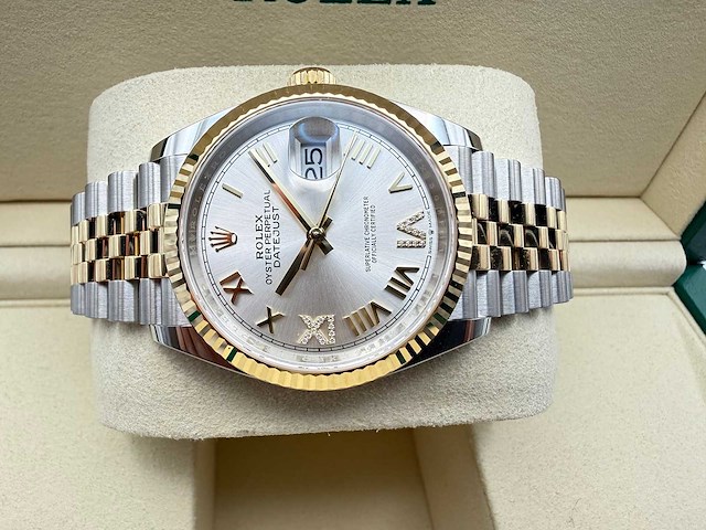 Rolex datejust 36 126233 | silver with diamonds on 6&9 | jubilee | unworn | 2026 - afbeelding 7 van  12