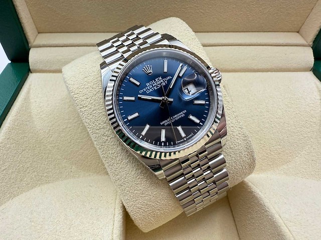 Rolex datejust 36 126234 | blue dial | jubilee | unworn | 2026 - afbeelding 5 van  12