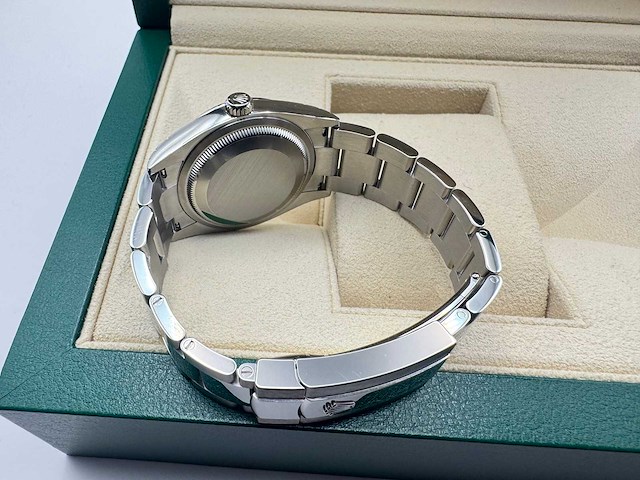 Rolex datejust 36 126234 | blue diamond dot | oyster | 2026 | unworn - afbeelding 9 van  9