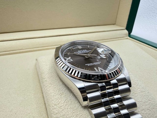 Rolex datejust 36 126234 | dark grey dial with diamonds on 6&9 | unworn | 2026 - afbeelding 10 van  12