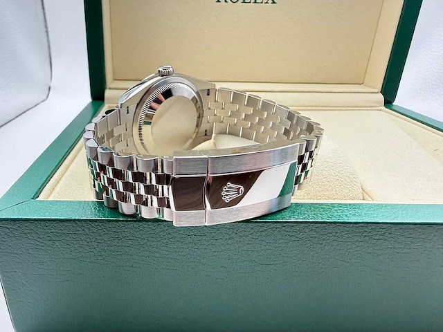 Rolex datejust 36 126234 | dark grey dial with diamonds on 6&9 | unworn | 2026 - afbeelding 12 van  12