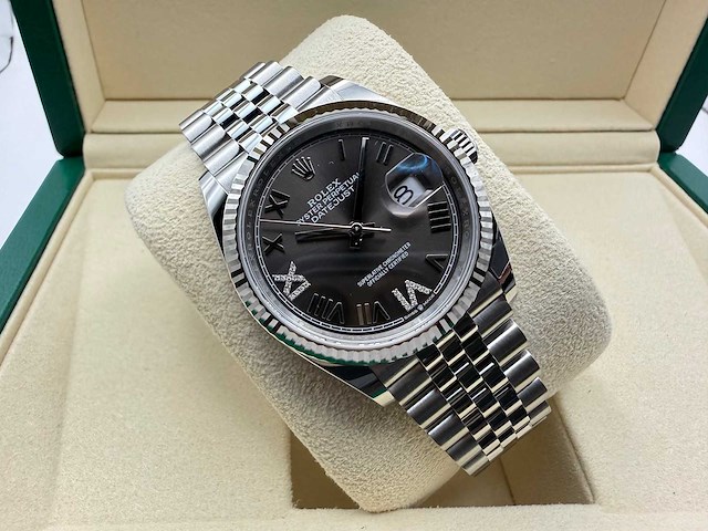 Rolex datejust 36 126234 | dark grey dial with diamonds on 6&9 | unworn | 2026 - afbeelding 5 van  12