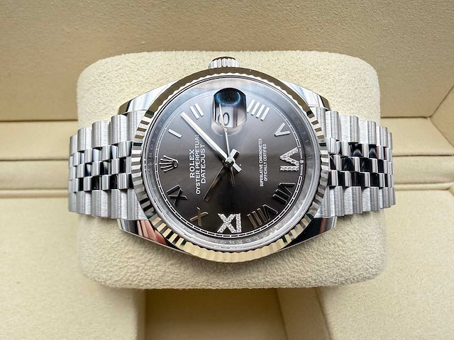 Rolex datejust 36 126234 | dark grey dial with diamonds on 6&9 | unworn | 2026 - afbeelding 7 van  12