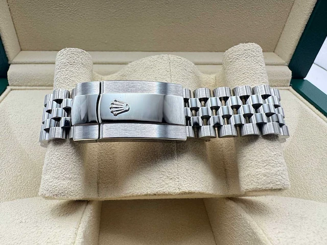 Rolex datejust 36 | 126234 | mother of pearl | jubilee | unworn | 2026 - afbeelding 9 van  12