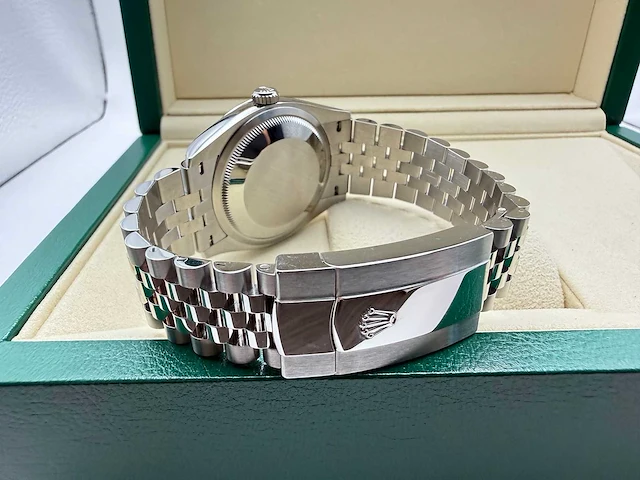 Rolex datejust 36 126234 | ombre green dial | jubilee | unworn | 2026 - afbeelding 12 van  12
