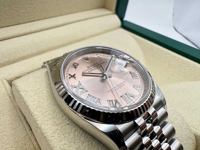 Rolex datejust 36 126234 | pink dial with diamonds | jubilee | 2026 | unworn - afbeelding 10 van  10