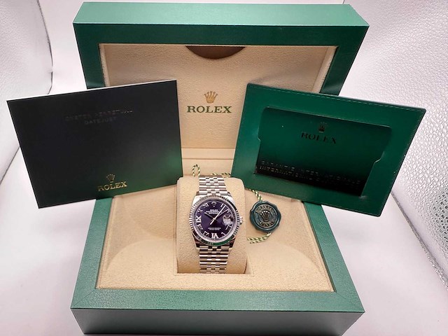 Rolex datejust 36 126234 | purple dial with diamonds on 6&9 - afbeelding 2 van  7