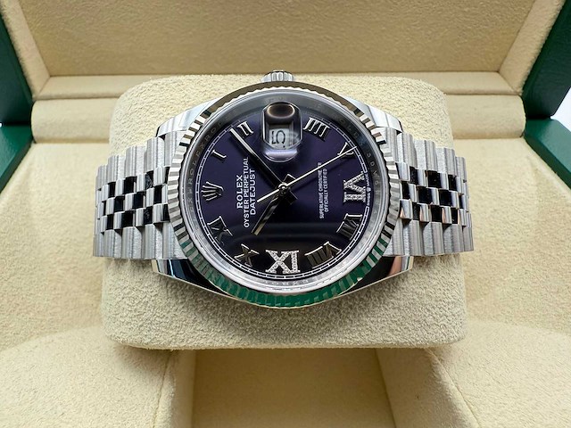 Rolex datejust 36 126234 | purple dial with diamonds on 6&9 - afbeelding 5 van  7