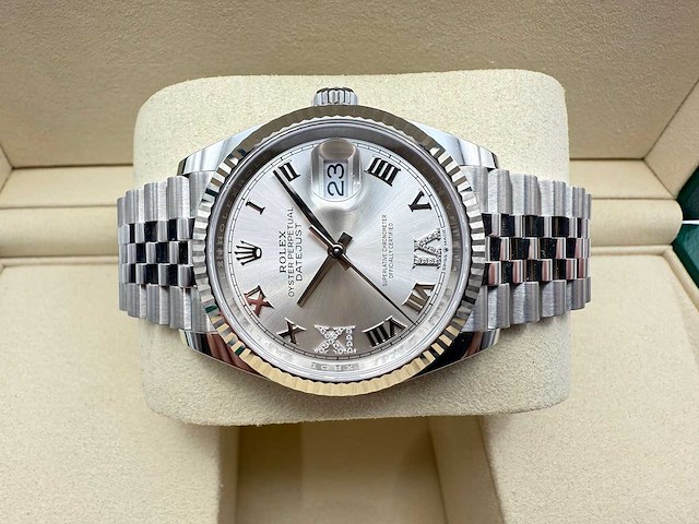 Rolex datejust 36 126234 | silver dial with diamonds | 2025 - afbeelding 7 van  12
