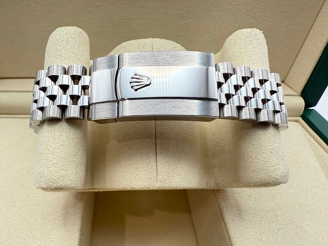 Rolex datejust 36 126234 | silver diamonds on 6&9 | jubilee | unworn | 2026 - afbeelding 9 van  11