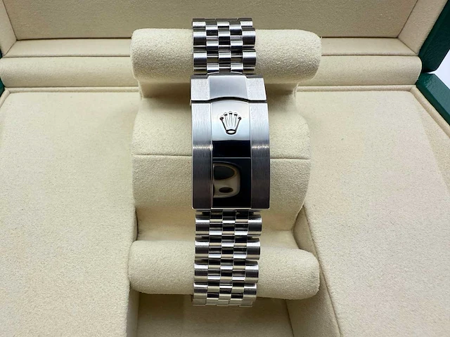 Rolex datejust 36 126234 | silver diamonds on 6&9 | jubilee | unworn | 2026 - afbeelding 8 van  11