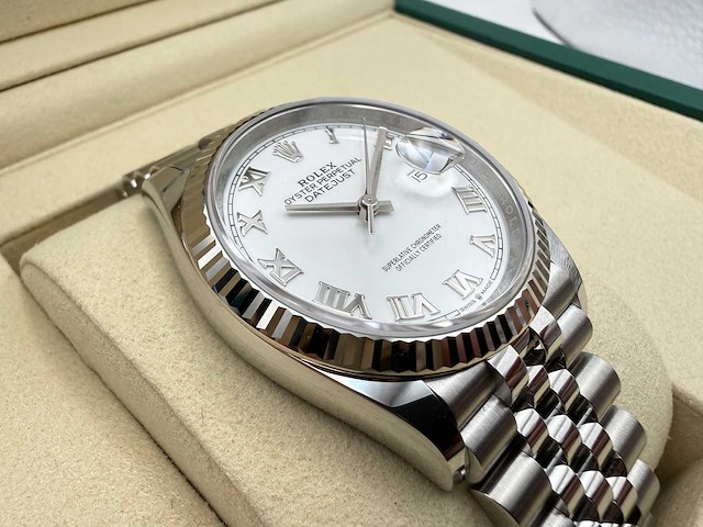 Rolex datejust 36 126234 | white roman | jubilee | 2026 | unworn - afbeelding 11 van  12