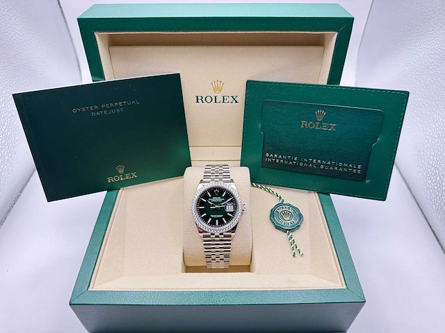 Rolex datejust 36 126284rbr | ombre green dial | jubilee | unworn | 2026 - afbeelding 4 van  12