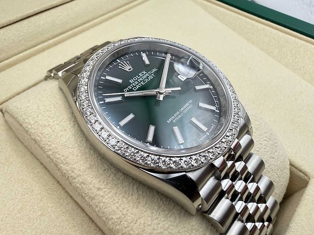 Rolex datejust 36 126284rbr | ombre green dial | jubilee | unworn | 2026 - afbeelding 11 van  12