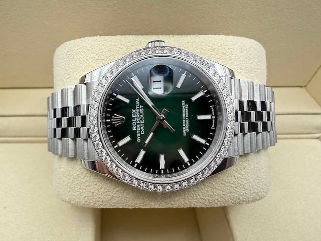 Rolex datejust 36 126284rbr | ombre green dial | jubilee | unworn | 2026 - afbeelding 7 van  12