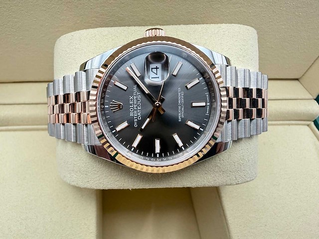 Rolex datejust 36 | rhodium | 126231 | 2026 - afbeelding 6 van  11