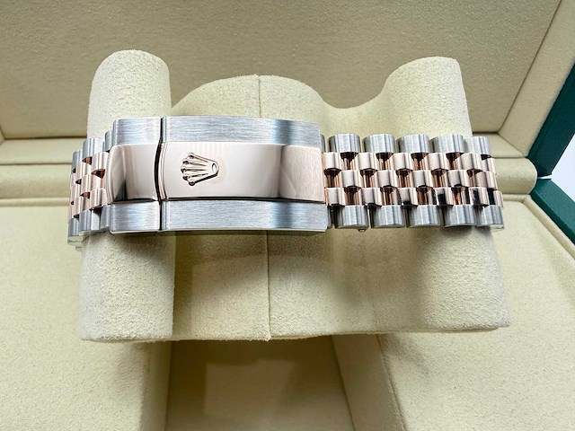 Rolex datejust 36 | rhodium | 126231 | 2026 - afbeelding 8 van  11