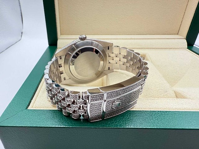 Rolex datejust 41 | 126300 | arabic | full "iced" out with natural diamonds | jubilee - afbeelding 12 van  12