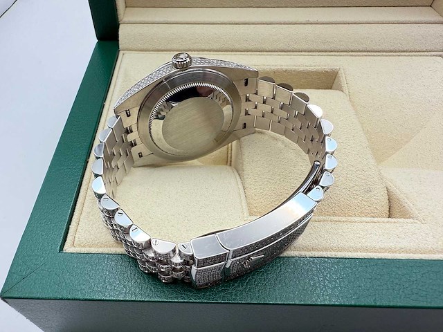 Rolex datejust 41 | 126300 | arabic | full "iced" out with natural diamonds | jubilee - afbeelding 2 van  12