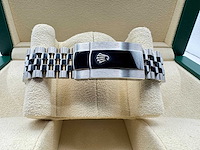 Rolex datejust 41 126300 | black | 2025 - afbeelding 9 van  12